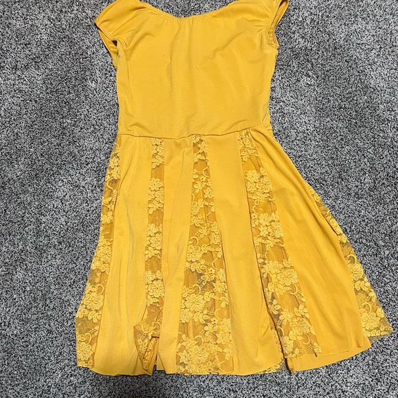 Dance dress - Picture 1 of 2